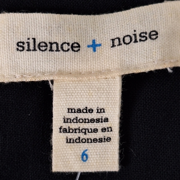 Silence + Noise UO "NEW" Black Witchy Lace Sleeveless Romantic Goth Mini Dress 6 - Picture 9 of 10